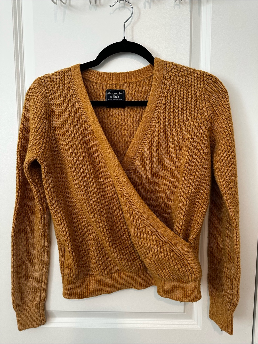 Abercrombie & Fitch Women's Wrap V-Neck Sweater